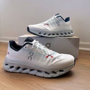 Brand New - Men’s On Cloudtilt Running Shoe (10)